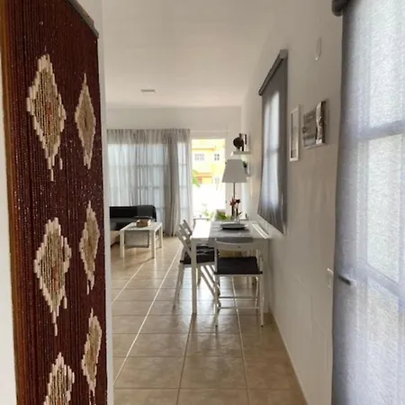 Holiday home Bungalow Las Rocas 2 Con Piscina