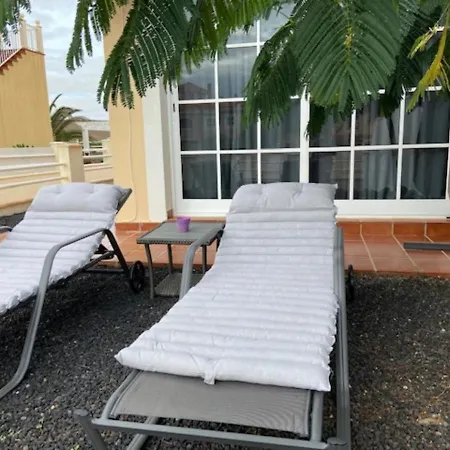 Bungalow Las Rocas 2 Con Piscina