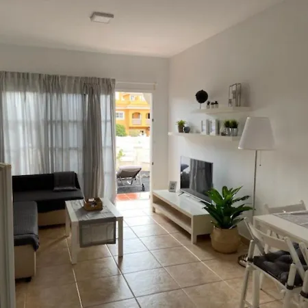 Holiday home Bungalow Las Rocas 2 Con Piscina